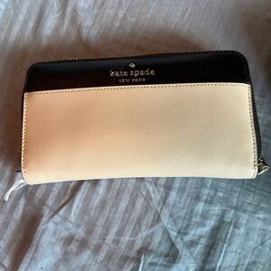 Beautiful color block wallet